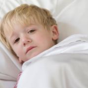 Kleiner Junge krank Kleiner Junge krank